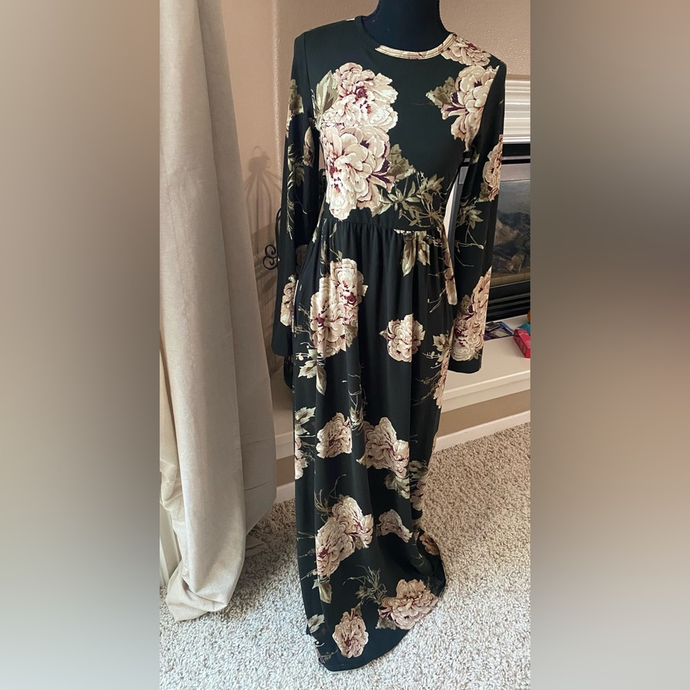 Womens maxi dress